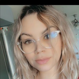 Meet your Posher, Omie